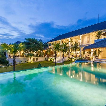 Villa Kusuma - Luxury Sea View 5 Bedroom Villa Close To Savaya 울루와뚜 외부 사진