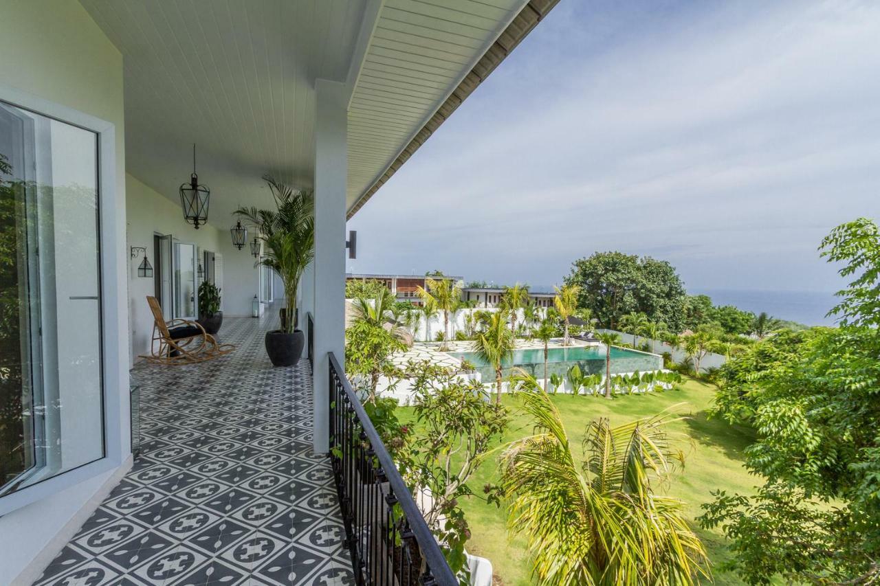 Villa Kusuma - Luxury Sea View 5 Bedroom Villa Close To Savaya 울루와뚜 외부 사진