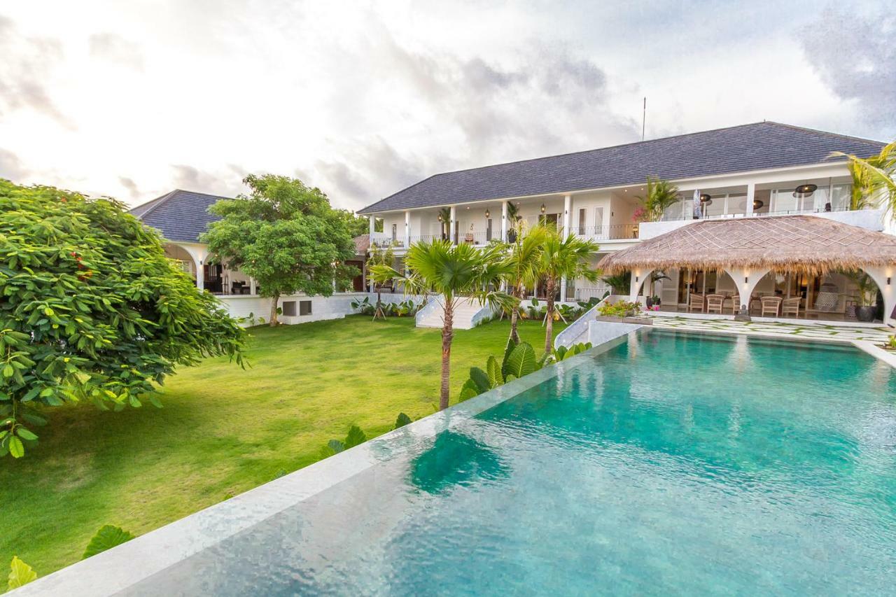 Villa Kusuma - Luxury Sea View 5 Bedroom Villa Close To Savaya 울루와뚜 외부 사진