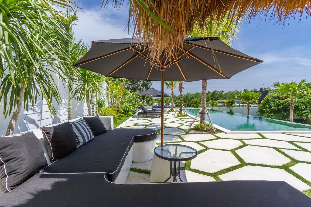 Villa Kusuma - Luxury Sea View 5 Bedroom Villa Close To Savaya 울루와뚜 외부 사진