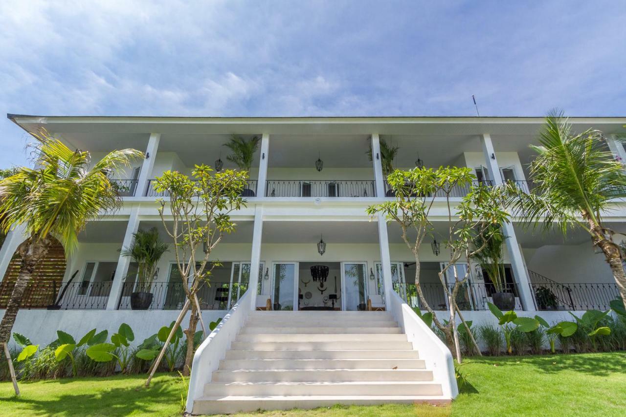 Villa Kusuma - Luxury Sea View 5 Bedroom Villa Close To Savaya 울루와뚜 외부 사진