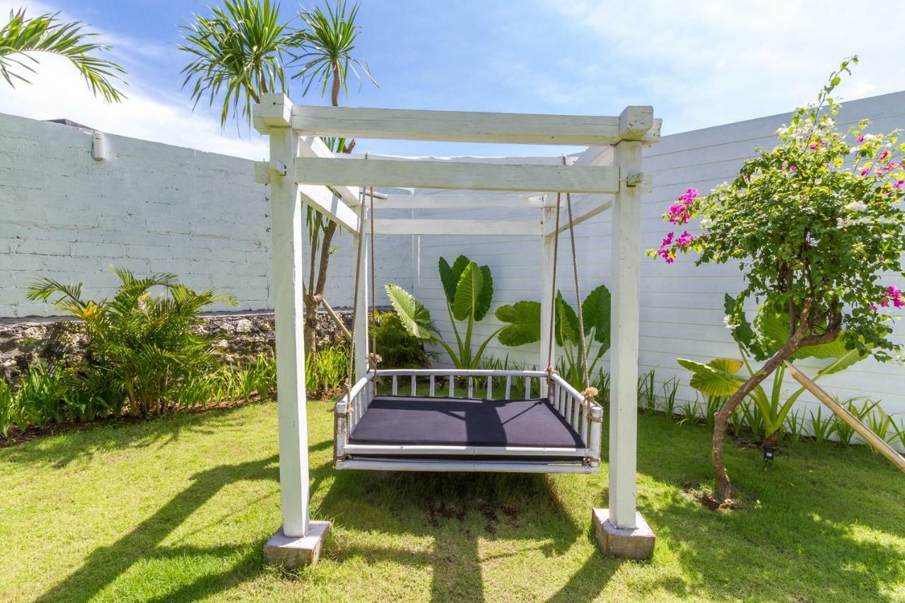 Villa Kusuma - Luxury Sea View 5 Bedroom Villa Close To Savaya 울루와뚜 외부 사진